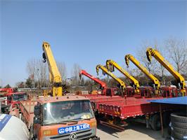 随车吊租赁